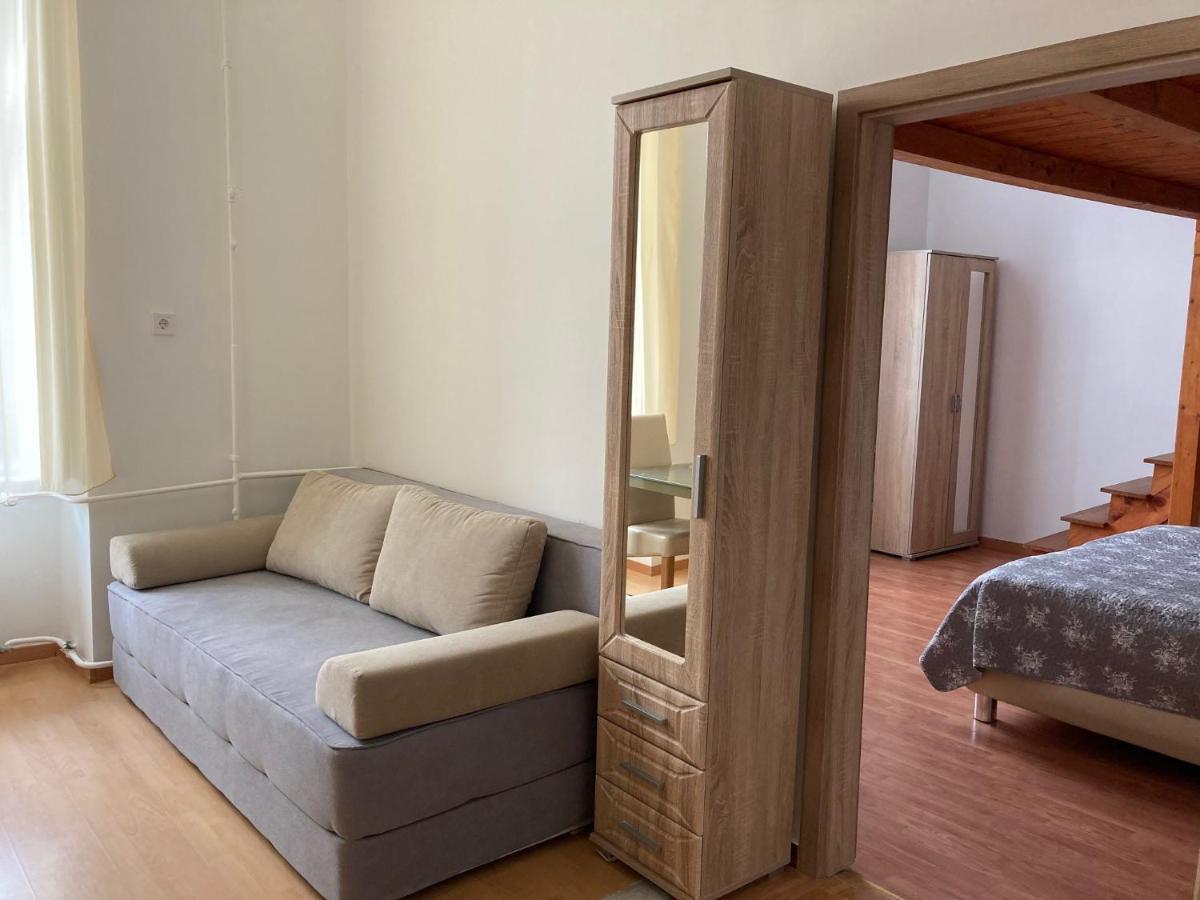 Szechenyi Apartman Έγκερ Εξωτερικό φωτογραφία