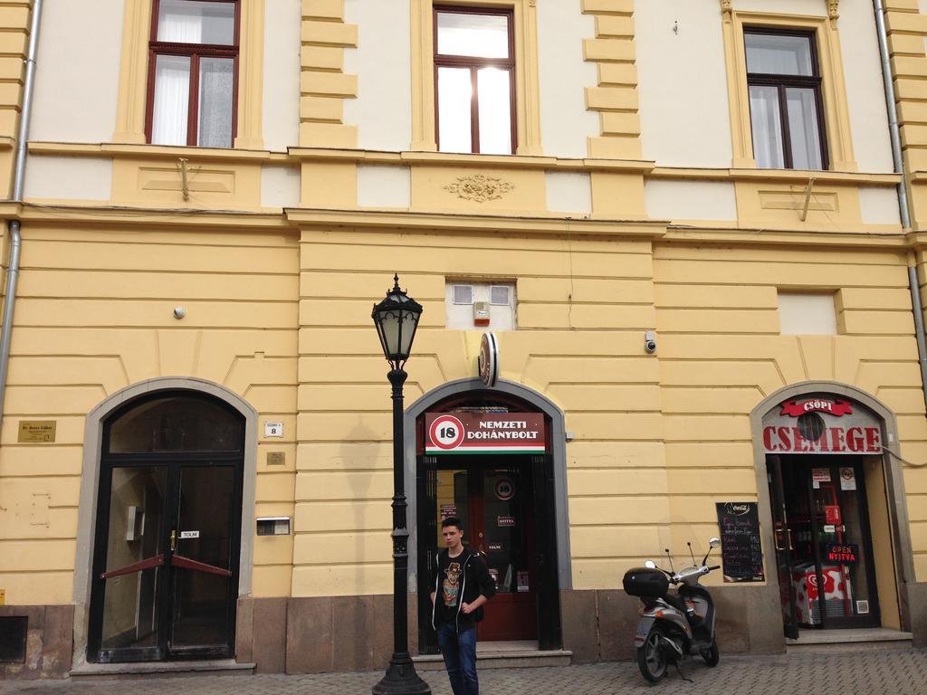 Szechenyi Apartman Έγκερ Εξωτερικό φωτογραφία